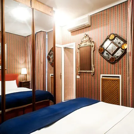 Santa Cecilia In Via Del Corso Апартаменты Рим