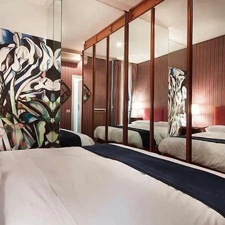 Апартаменты Santa Cecilia In Via Del Corso Рим