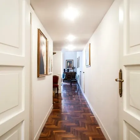 Апартаменты Santa Cecilia In Via Del Corso Рим